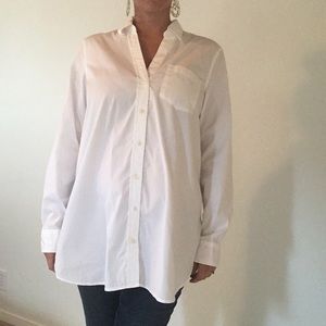Gap Maternity Button Up